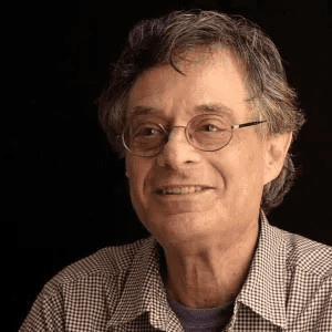 精灵语、纳美语、克林贡语:影视是如何造出 “外星母语” 的
Marc Okrand(职业语言学家)
