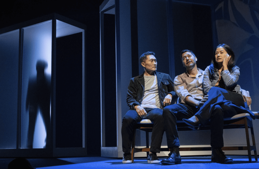 在百老汇发光的亚裔戏剧人:作品、机遇与职业路径
Daniel Dae Kim(金大贤)