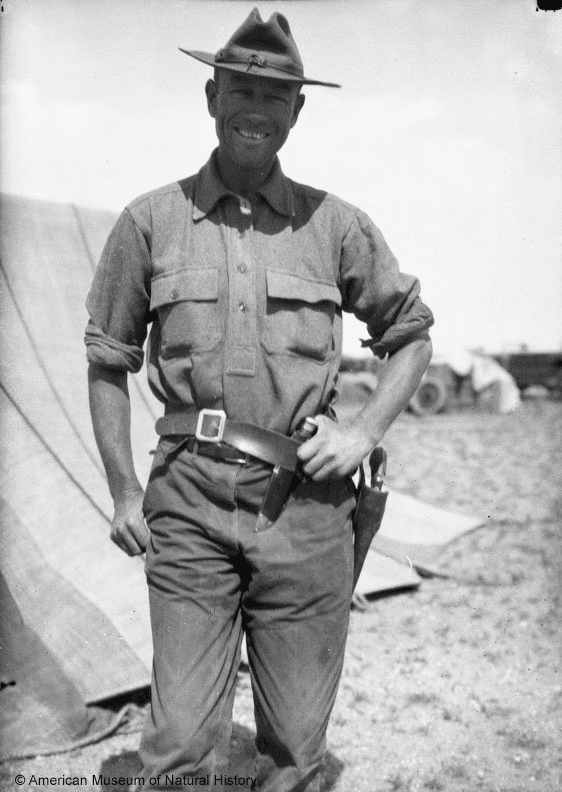 罗伊·查普曼·安德鲁斯(Roy Chapman Andrews)