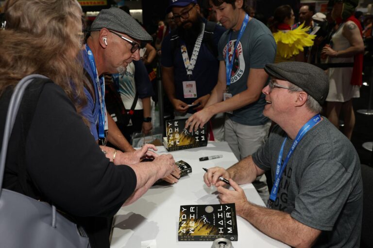 安迪·威尔(Andy Weir)